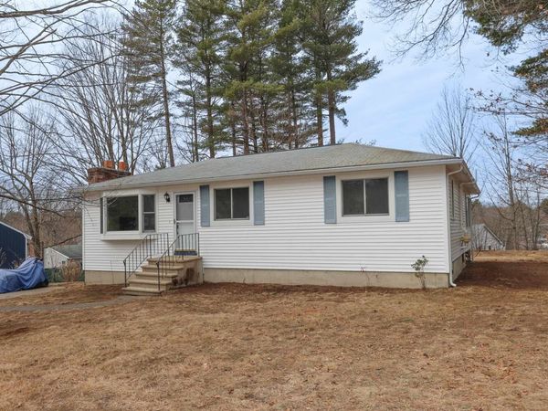 103 Saranac Drive, Nashua, NH 03062