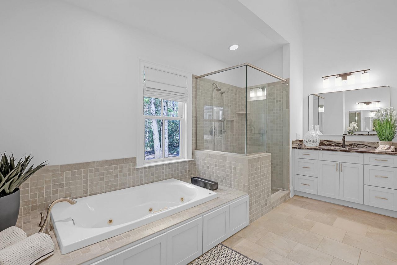 105 Barnaby Photo 38