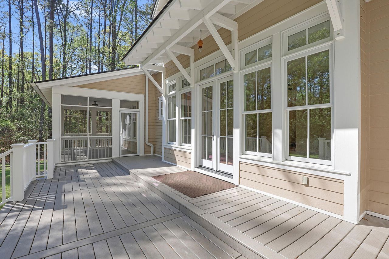 105 Barnaby Photo 62