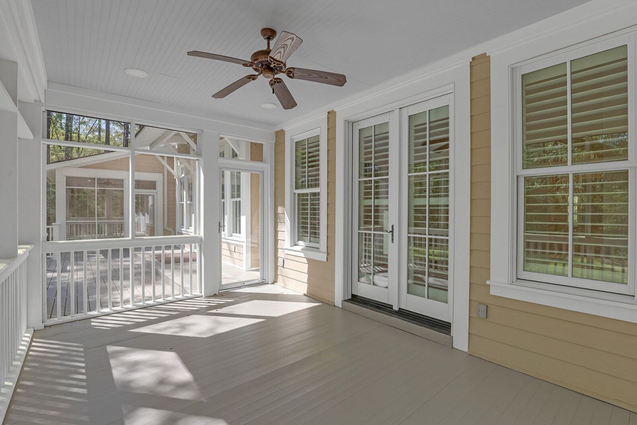 105 Barnaby Photo 66