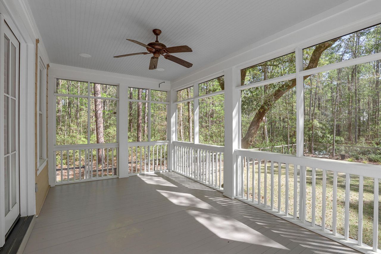 105 Barnaby Photo 67