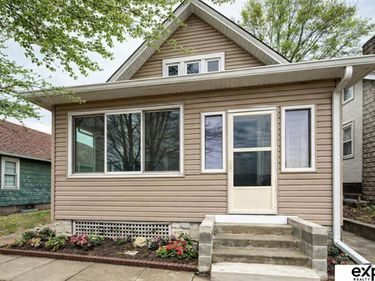 1536 S 24th Street, Omaha, NE 68108