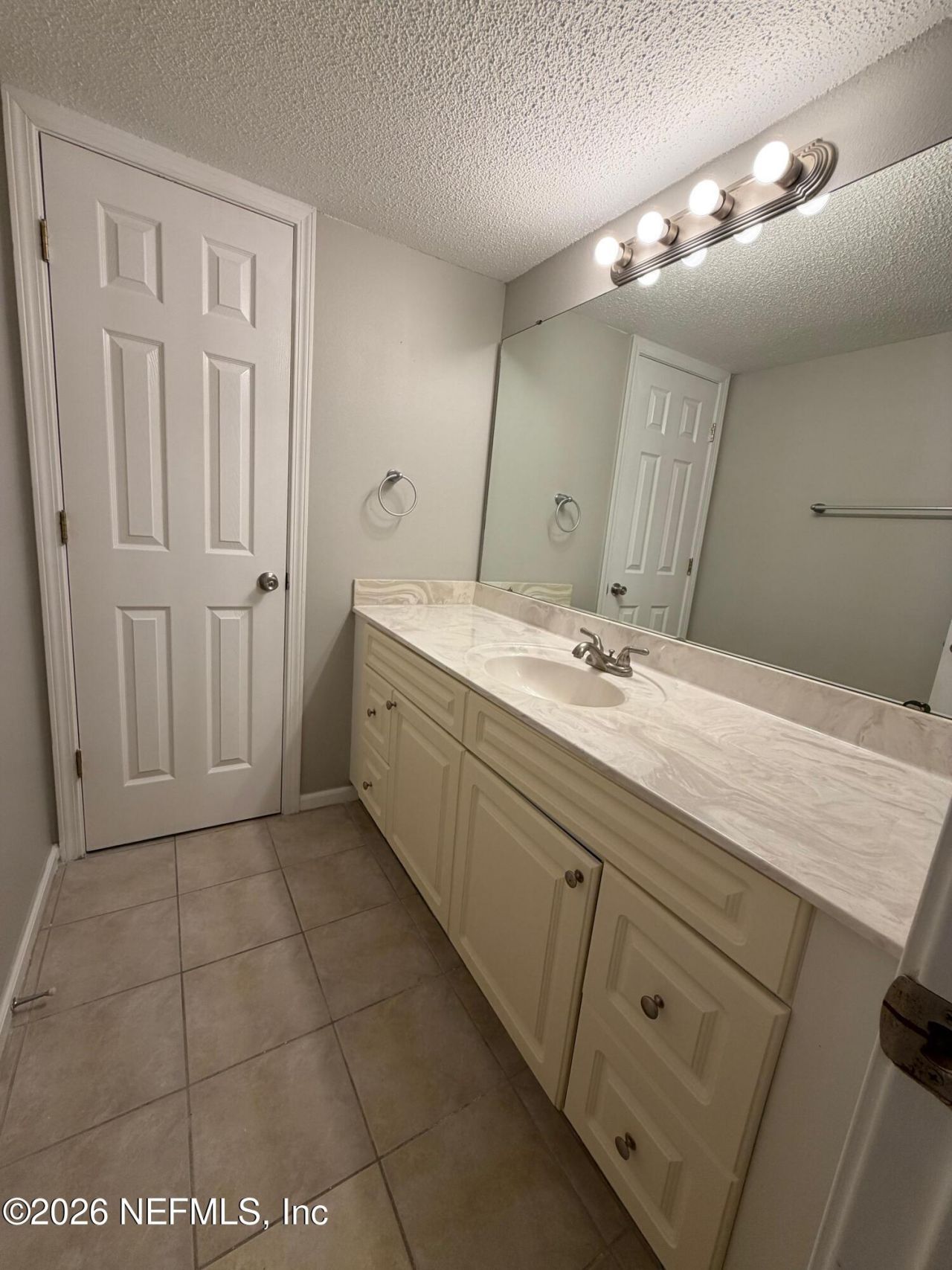 3864 La Mirada Drive, Unit 6, Jacksonville, FL 32217 Photo