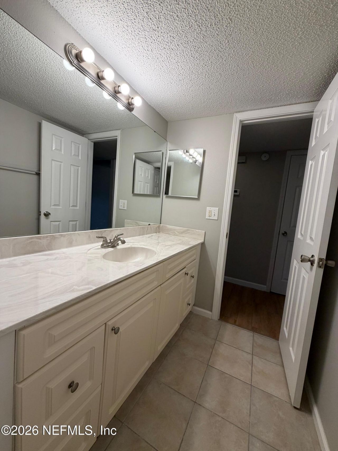3864 La Mirada Drive, Unit 6, Jacksonville, FL 32217 Photo