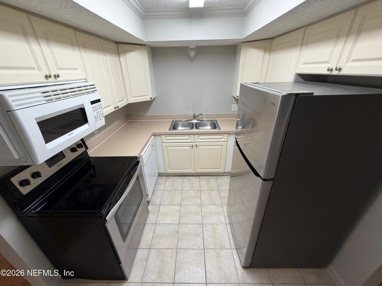 3864 La Mirada Drive, Unit 6, Jacksonville, FL 32217 Photo