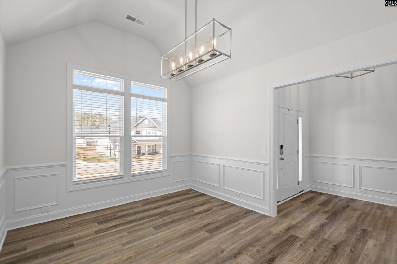 558 Wild Ginger Loop Photo 5