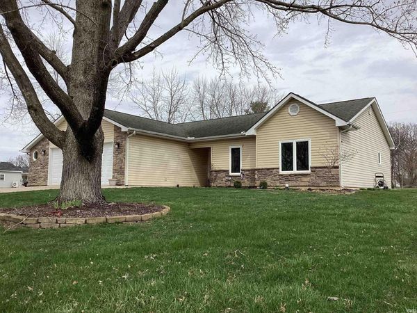 11527 Saint Francis Way, Fort Wayne, IN 46816