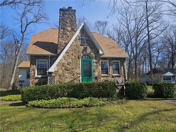 354 Creek Dr., Slippery Rock, PA 16057