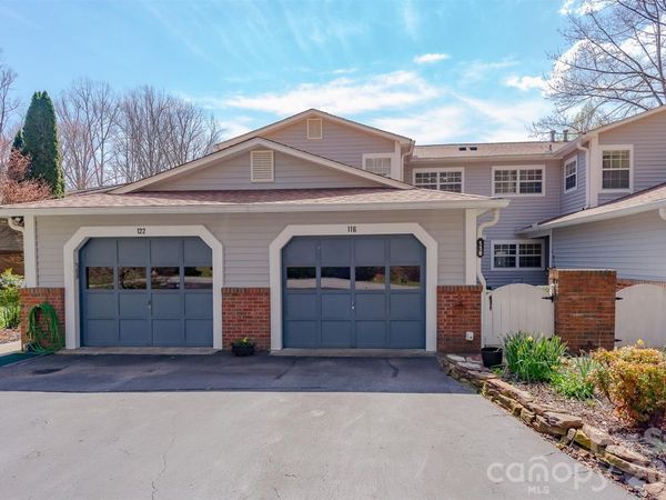 116 Lakeview Court, Brevard, NC 28712