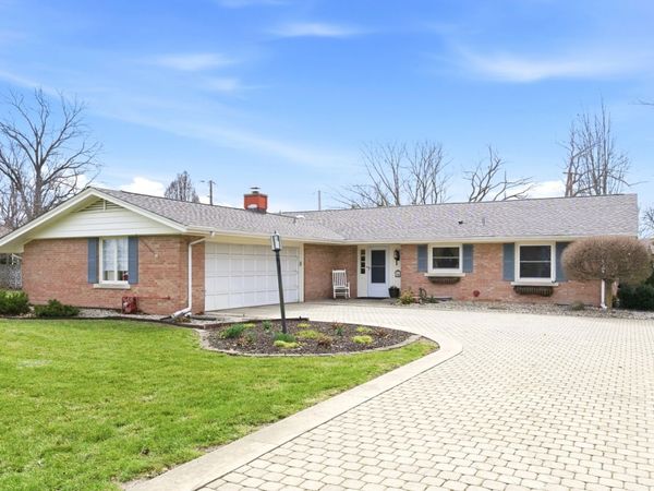 120 SE Marquette Lane , Kankakee, IL 60901