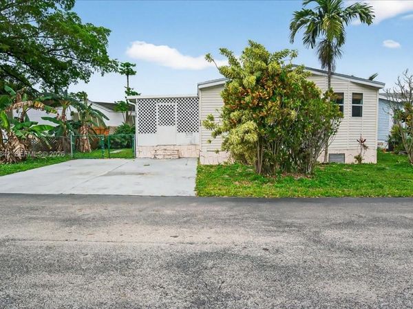 35250 SW 177th Ct, Homestead, FL 33034