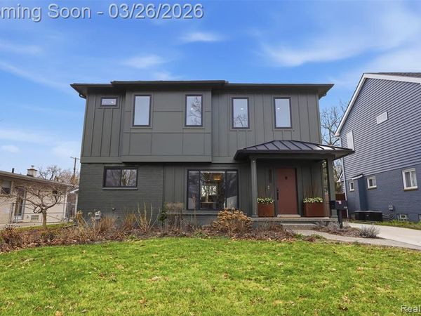 1935 Nakota Road, Royal Oak, MI 48073