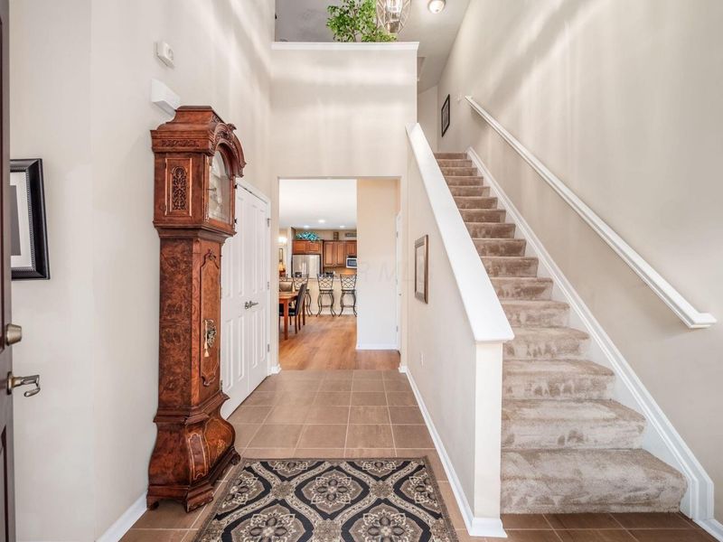 380 Westgreen Lane, Westerville, OH 43082 Photo 3