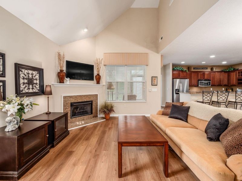 380 Westgreen Lane, Westerville, OH 43082 Photo 5