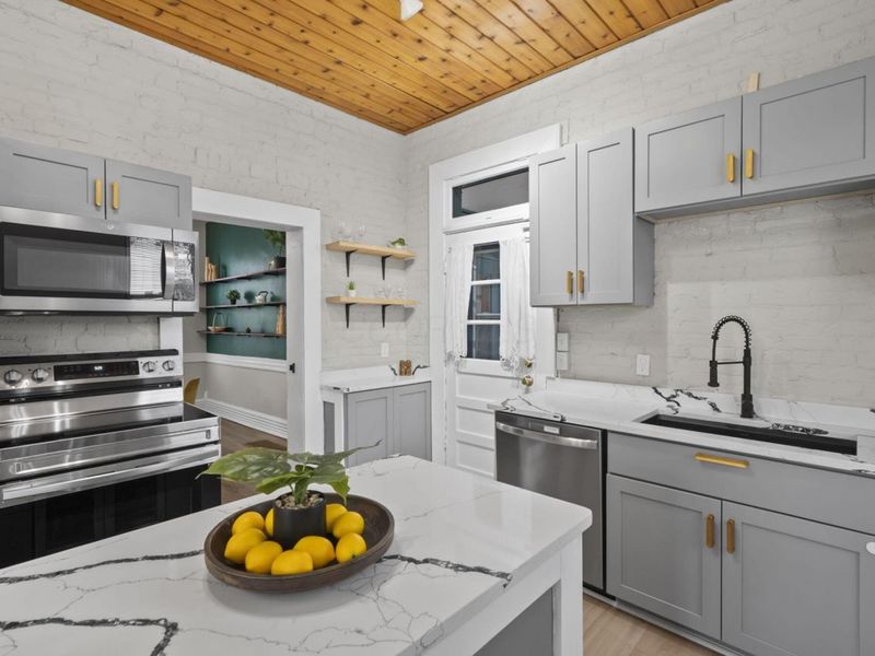 74 E Dodridge Street, Columbus, OH 43202 Photo 13