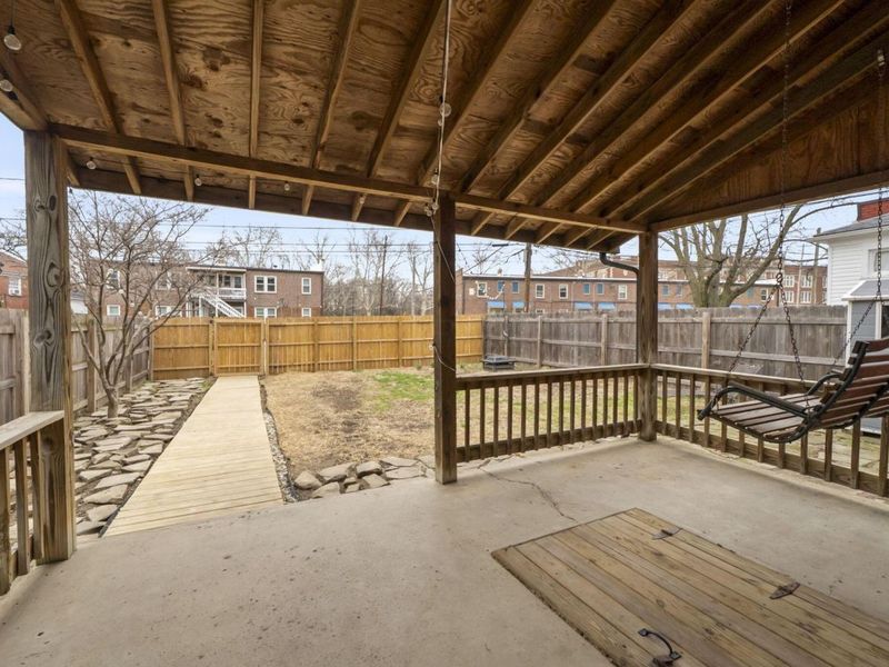 74 E Dodridge Street, Columbus, OH 43202 Photo 27