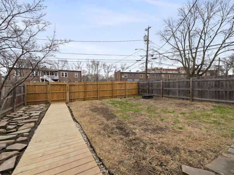 74 E Dodridge Street, Columbus, OH 43202 Photo 31