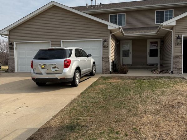 1854 Wrigley Street, Ely, IA 52227