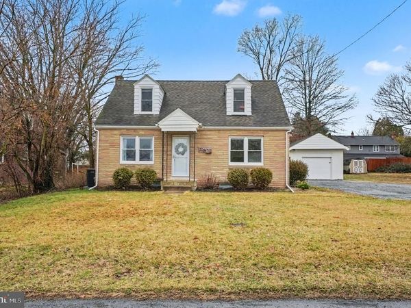 702 LORANE ROAD, READING, PA 19606