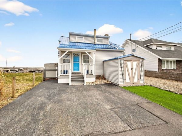 2644 Edgemere Drive, Rochester, NY 14612