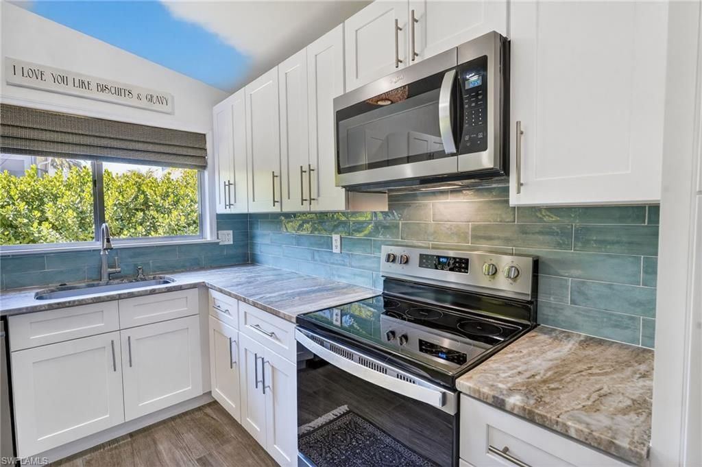 6458 Royal Woods Dr, Fort Myers, FL 33908 Photo