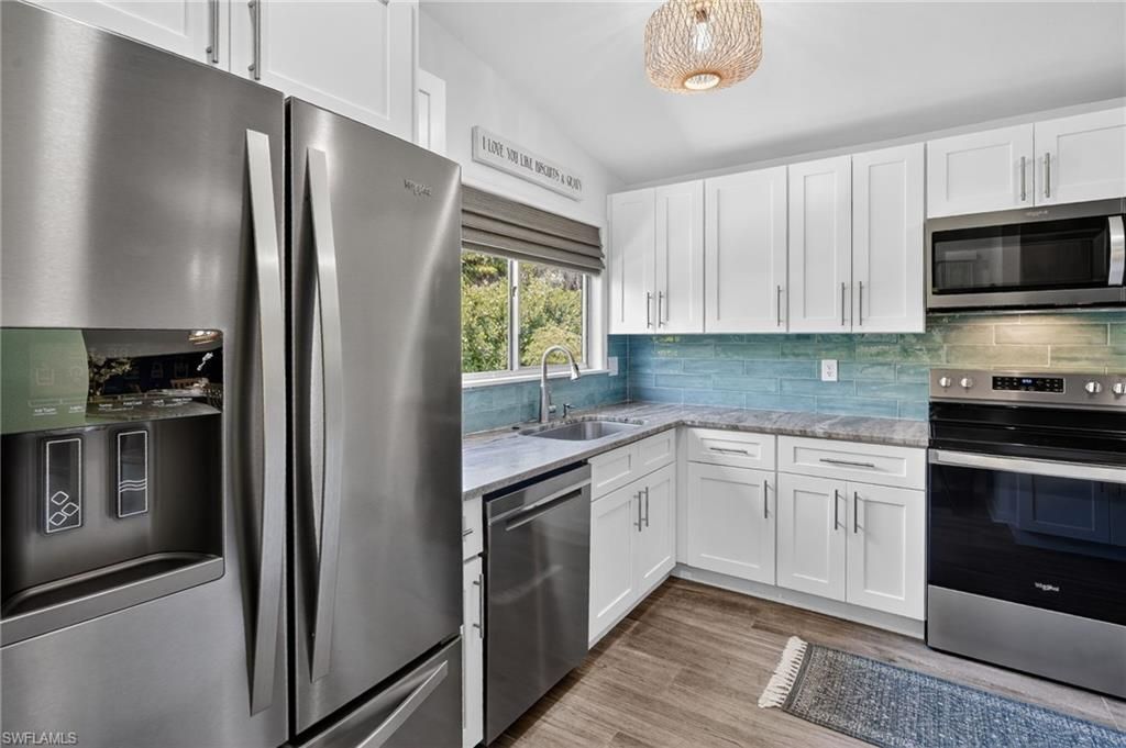 6458 Royal Woods Dr, Fort Myers, FL 33908 Photo