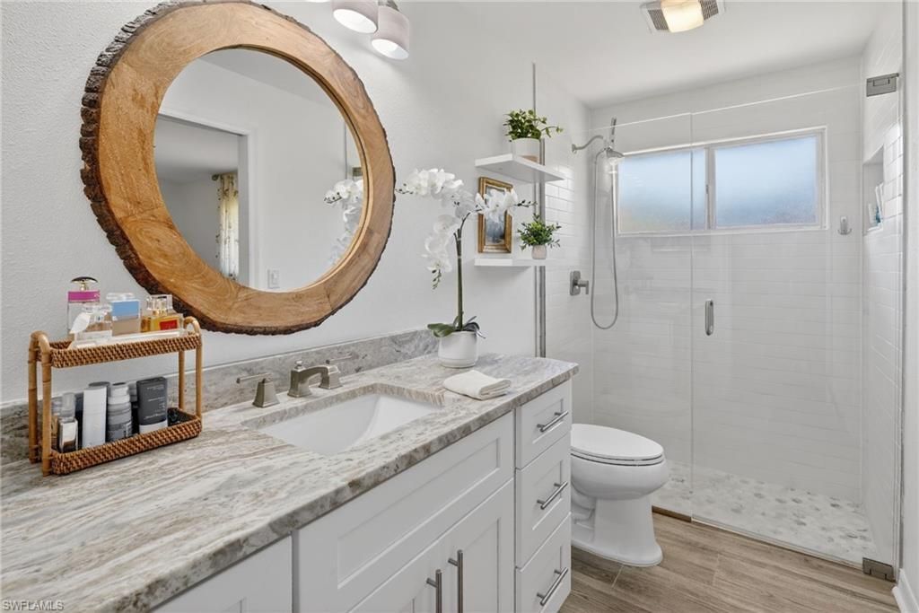 6458 Royal Woods Dr, Fort Myers, FL 33908 Photo