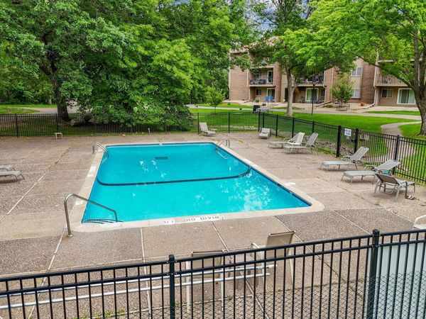 3850 Plymouth Boulevard, Unit 223, Plymouth, MN 55446