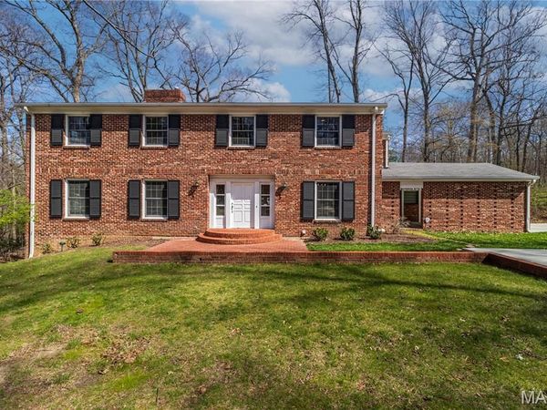 2442 Brookwood Drive, Cape Girardeau, MO 63701