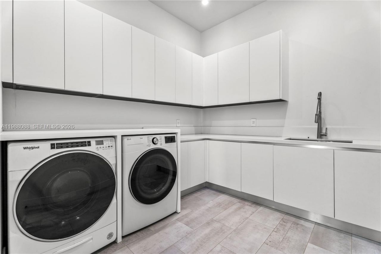 6285 Old Cutler Rd , Pinecrest, FL 33156 Photo