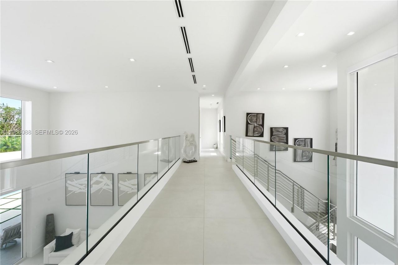 6285 Old Cutler Rd , Pinecrest, FL 33156 Photo