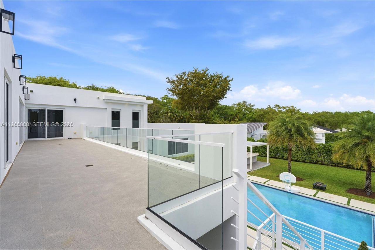 6285 Old Cutler Rd , Pinecrest, FL 33156 Photo