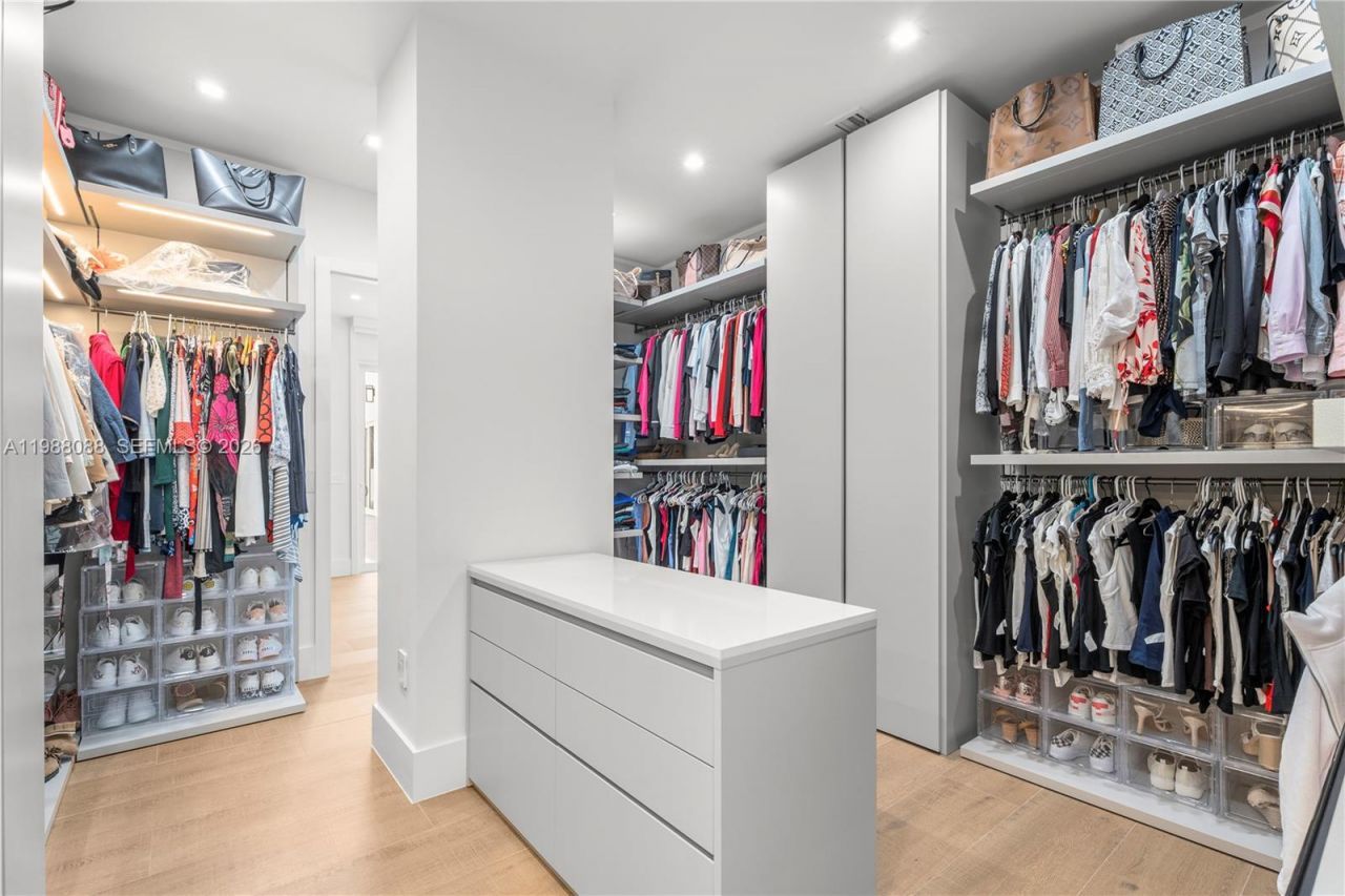 6285 Old Cutler Rd , Pinecrest, FL 33156 Photo