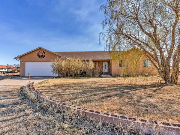 8722 County Rd KK, Manzanola, CO 81058