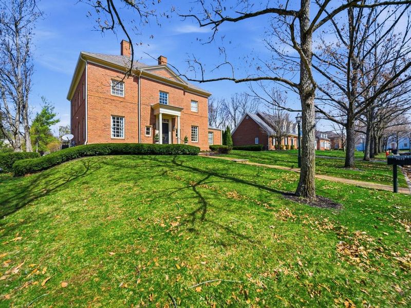 7612 N Goodrich Square , New Albany, OH 43054 Photo 82