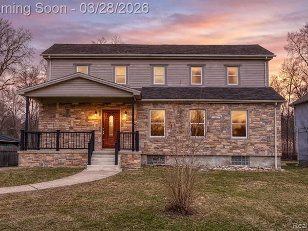 29950 6 Mile Road, Livonia, MI 48152