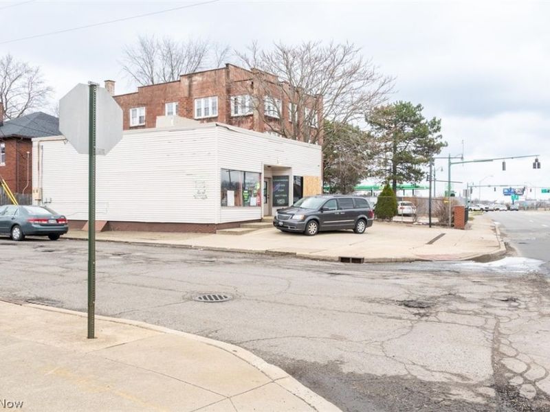 2241 Tuscarawas Street W, Canton, OH 44708 Photo 31