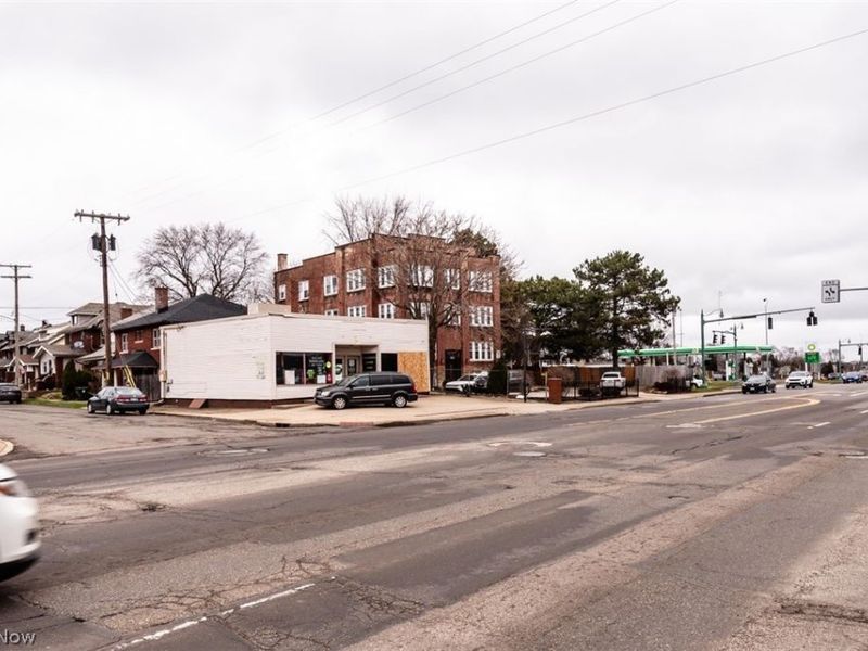 2241 Tuscarawas Street W, Canton, OH 44708 Photo 33