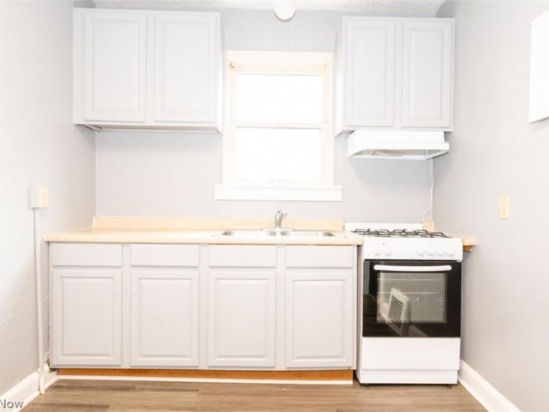 2241 Tuscarawas Street W, Canton, OH 44708 Photo 7