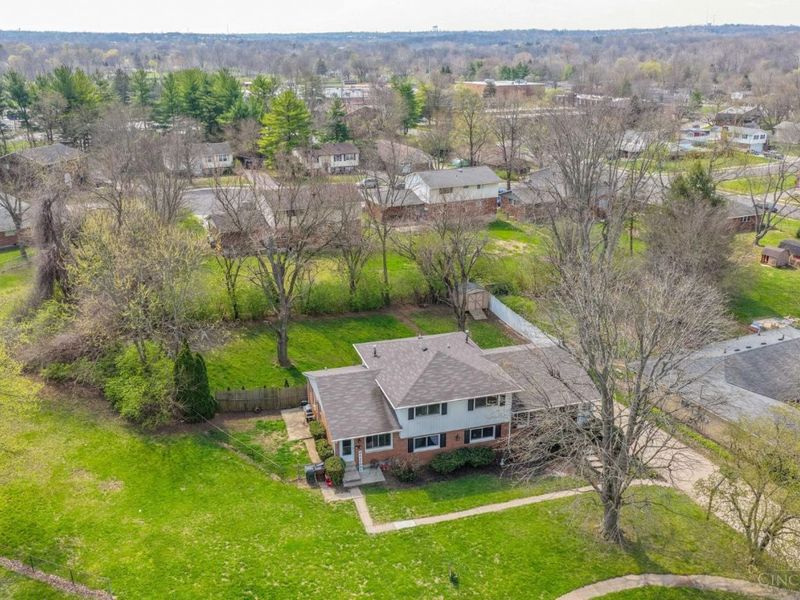 27 Blackwell Court, Fairfield, OH 45014 Photo 1