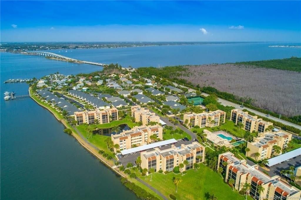 3432 NE Causeway Boulevard, Unit 102, Jensen Beach, FL 34957 Photo