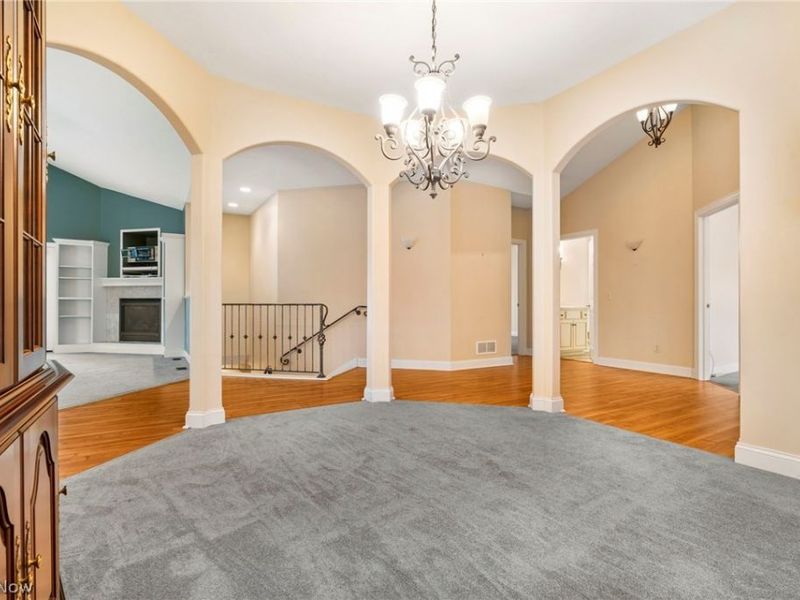 2041 Penhurst Circle NE, North Canton, OH 44720 Photo 10