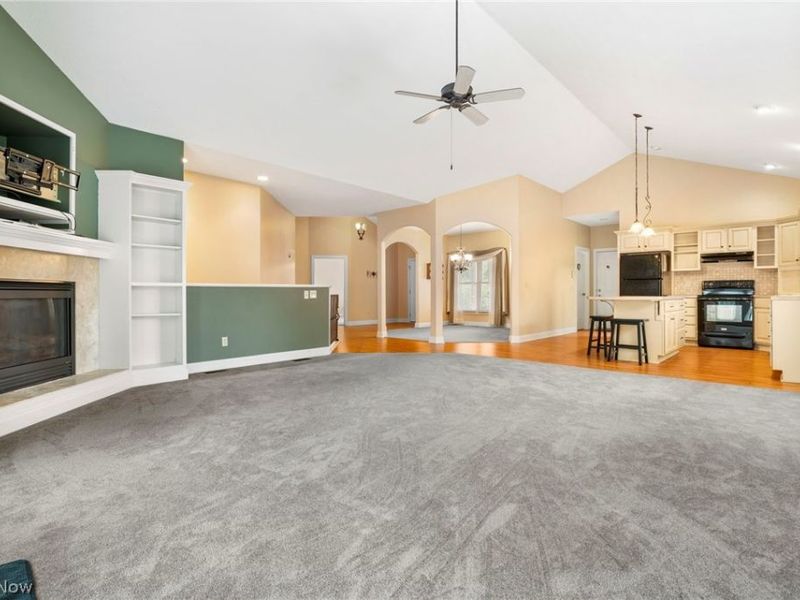 2041 Penhurst Circle NE, North Canton, OH 44720 Photo 11