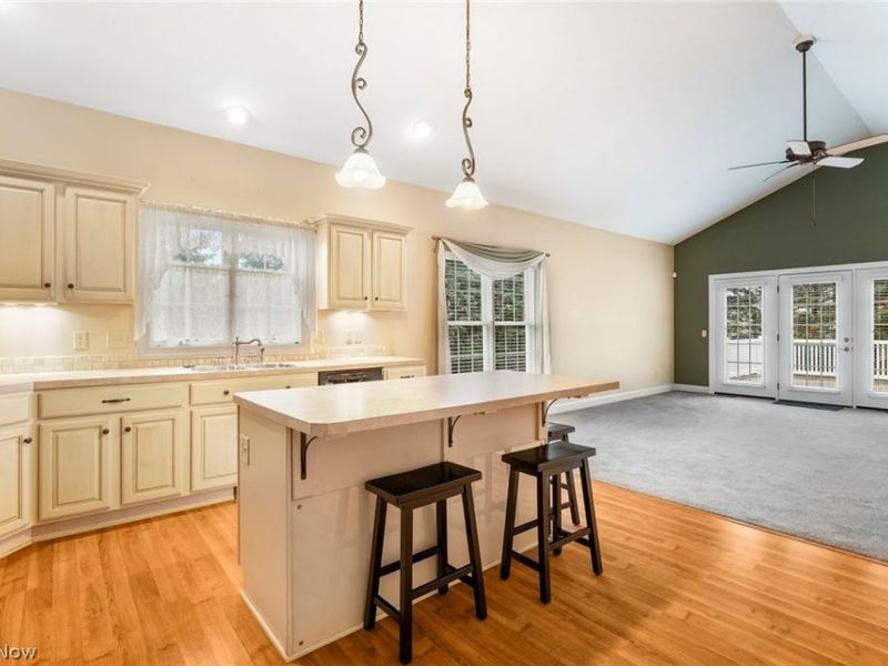 2041 Penhurst Circle NE, North Canton, OH 44720 Photo 14