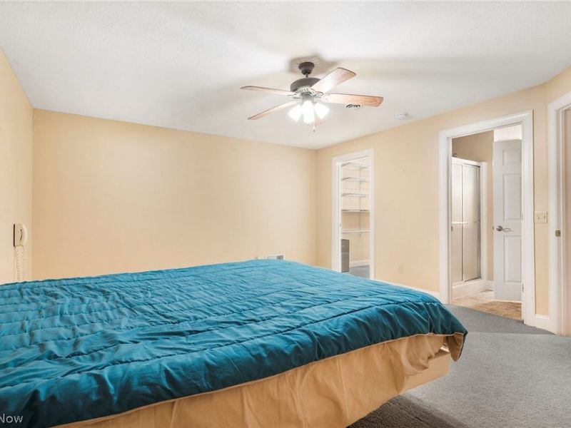 2041 Penhurst Circle NE, North Canton, OH 44720 Photo 29