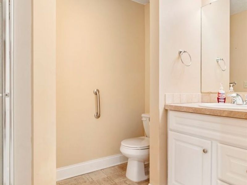 2041 Penhurst Circle NE, North Canton, OH 44720 Photo 31