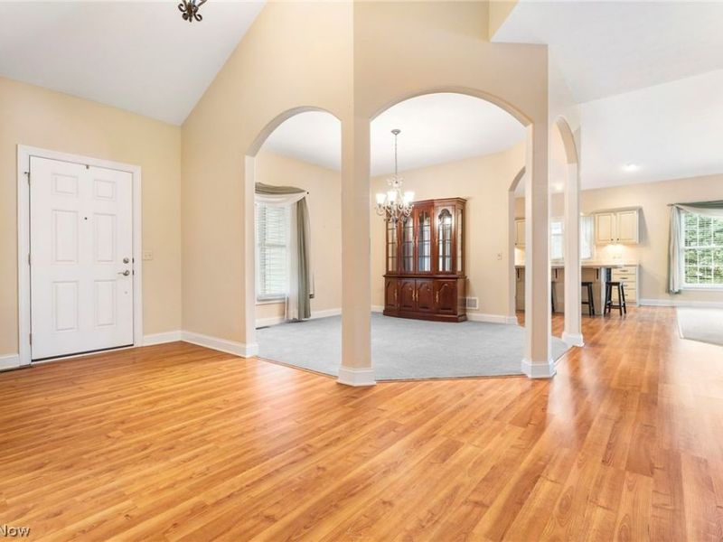 2041 Penhurst Circle NE, North Canton, OH 44720 Photo 6