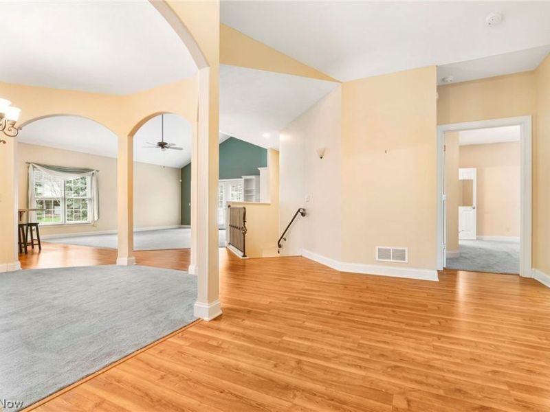 2041 Penhurst Circle NE, North Canton, OH 44720 Photo 8