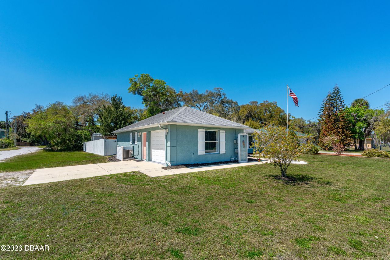 816 S Myrtle Avenue, New Smyrna Beach, FL 32168 Photo