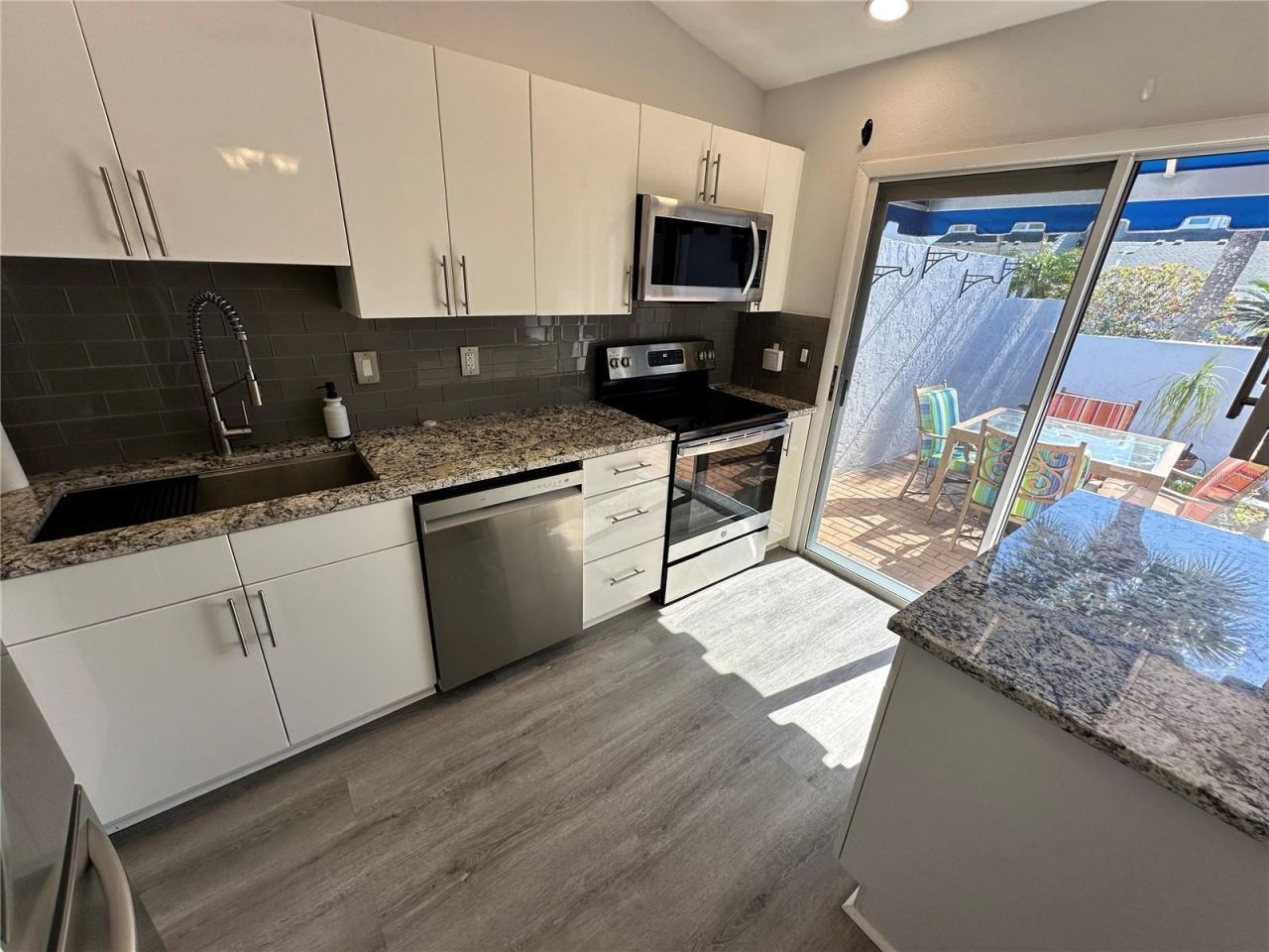 864 Waterside Lane, Bradenton, FL 34209 Photo